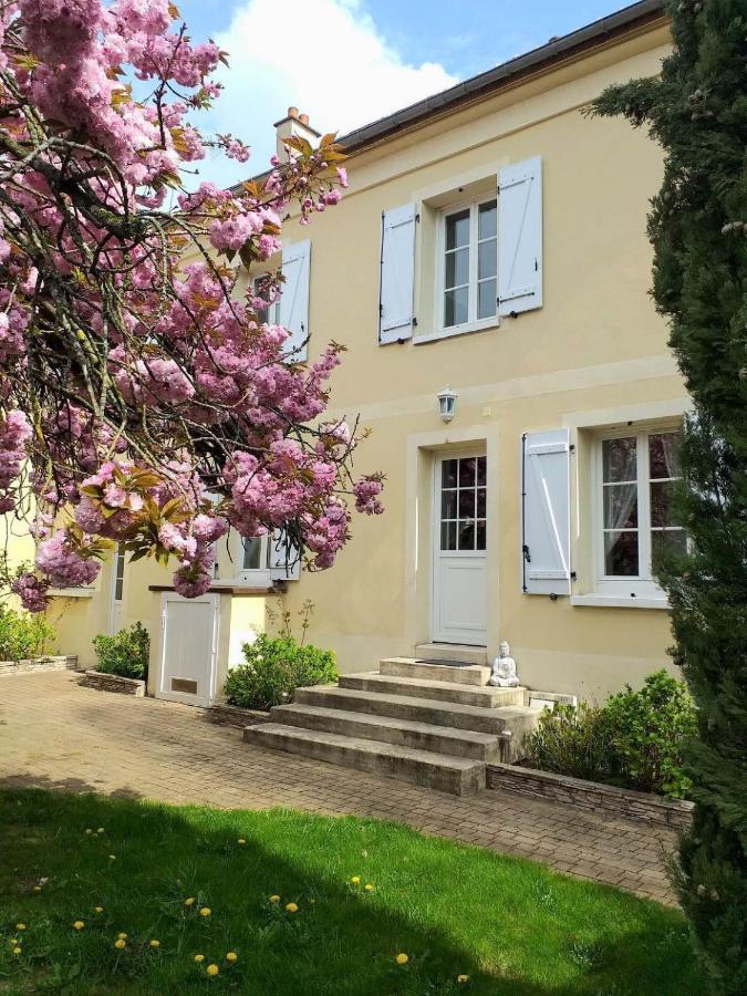 Appartement Avec Jardin - A 10 Minutes De Disneyland Μοντεβρέν Εξωτερικό φωτογραφία