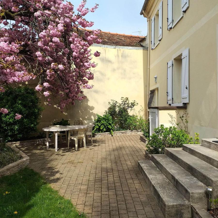 Appartement Avec Jardin - A 10 Minutes De Disneyland Μοντεβρέν Εξωτερικό φωτογραφία